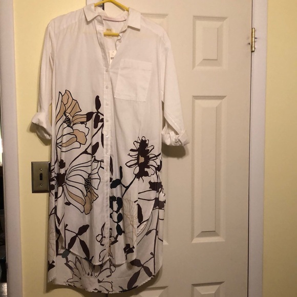 Anthropologie Maeve White Button-down Tunic w/Flower Detail on Front & Back NWT! - Picture 5 of 11